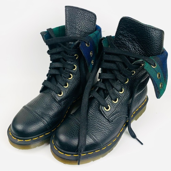 Doc Martens Aimilita Women’s Leather Combat Boot With Plaid Fold Down Size 8 - Picture 2 of 8